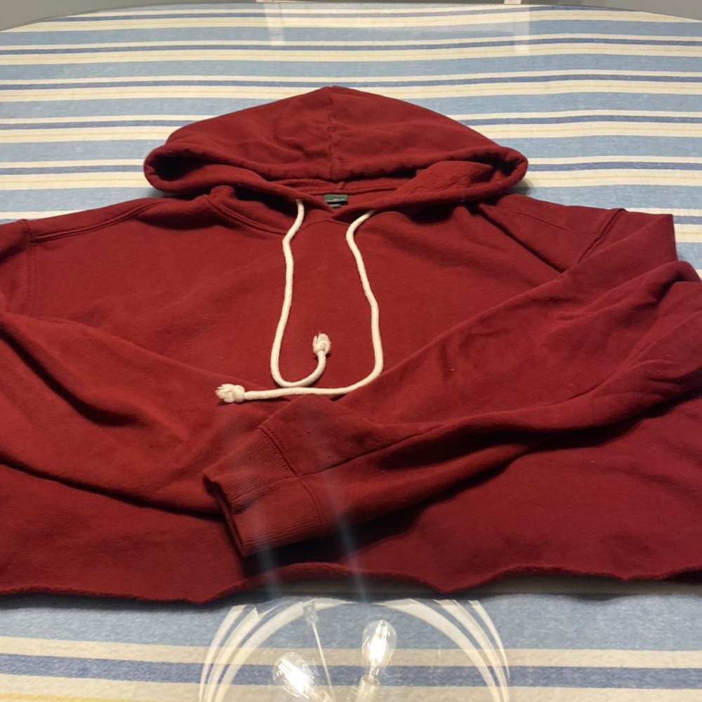Cropped hoodie
